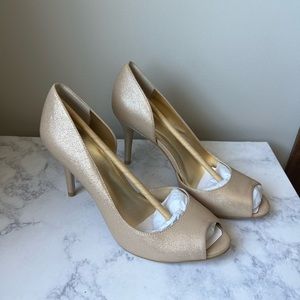 NWT Ann Taylor Morgan Peep toe Heels